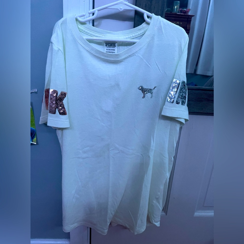 Good condition&runs big. Fits a medium